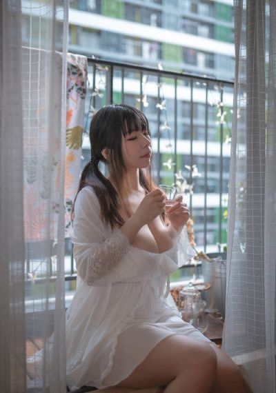 哎呦女朋友